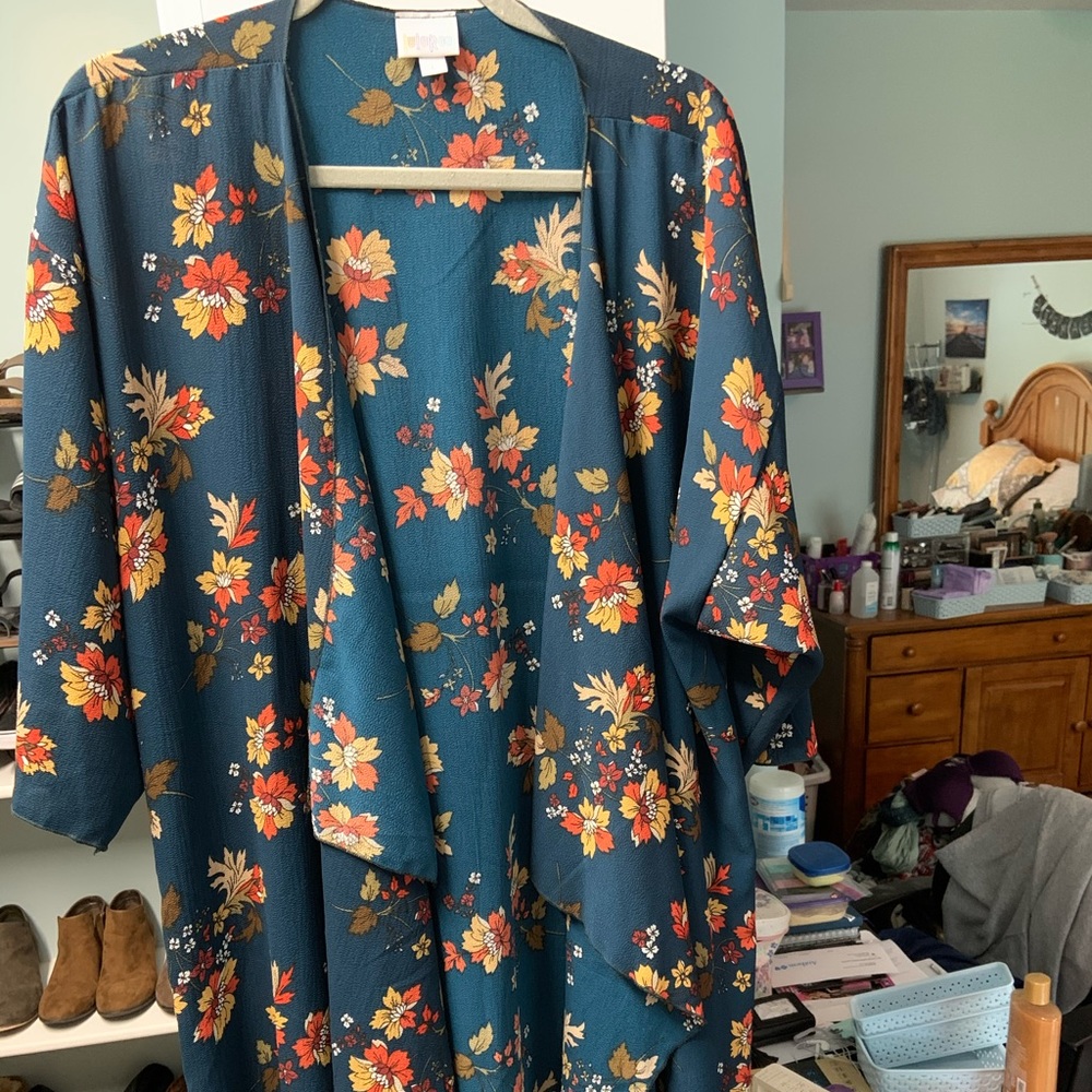 Lula Roe Long Kimono